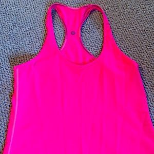 Lululemon raceback top